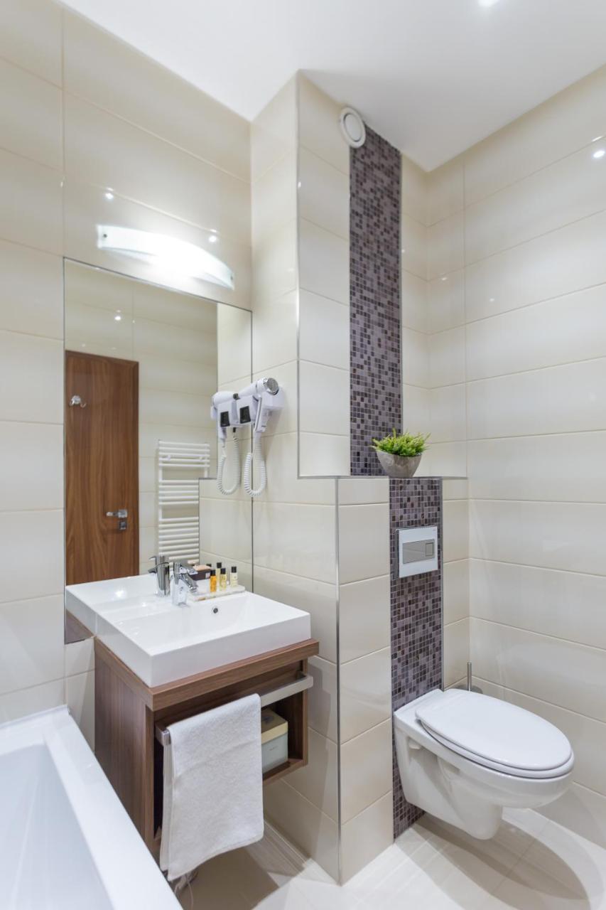 Outlet Hotel Polgar ภายนอก รูปภาพ