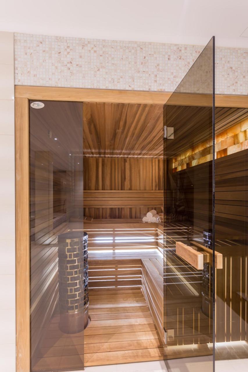 Outlet Hotel Polgar ภายนอก รูปภาพ