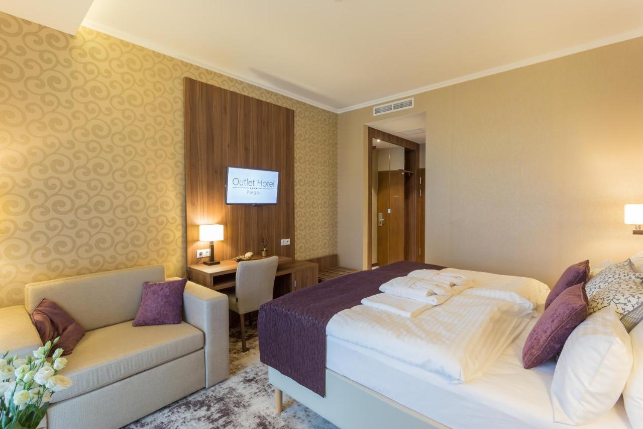 Outlet Hotel Polgar ภายนอก รูปภาพ